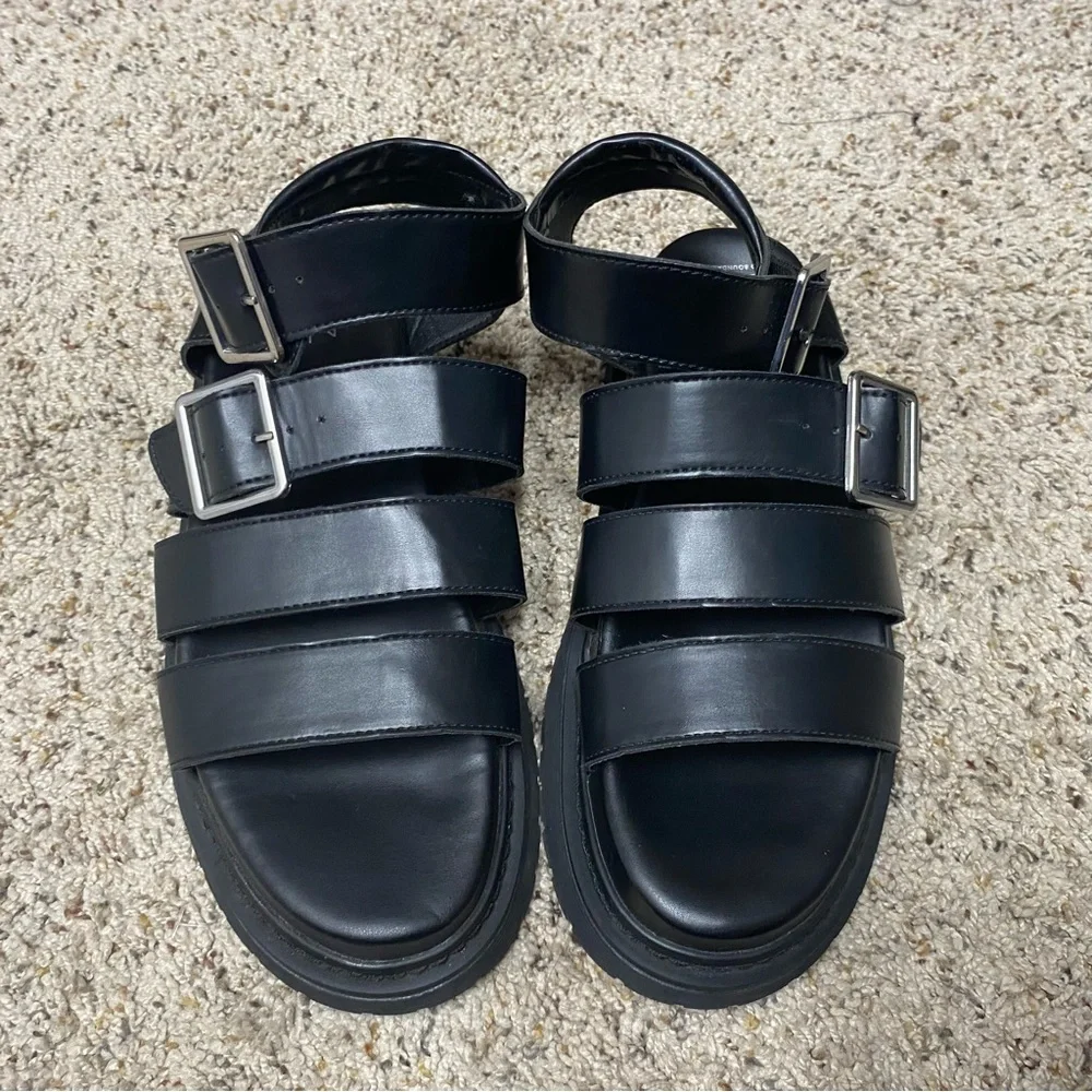 NOBO women's size 8 chunky fisherman sandals platform y2k strappy black shoes